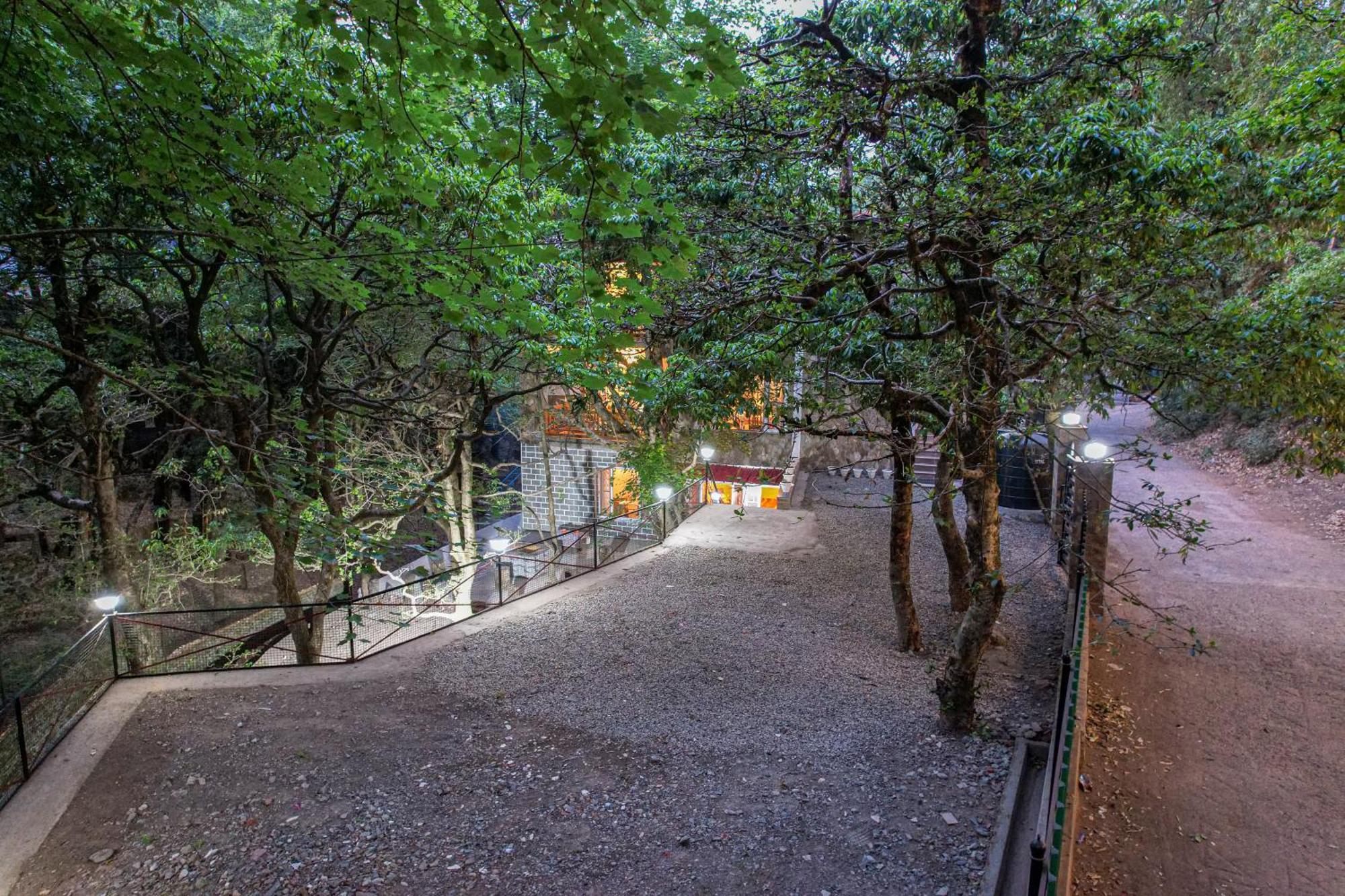 Vienna Forest Villa Nainital Extérieur photo