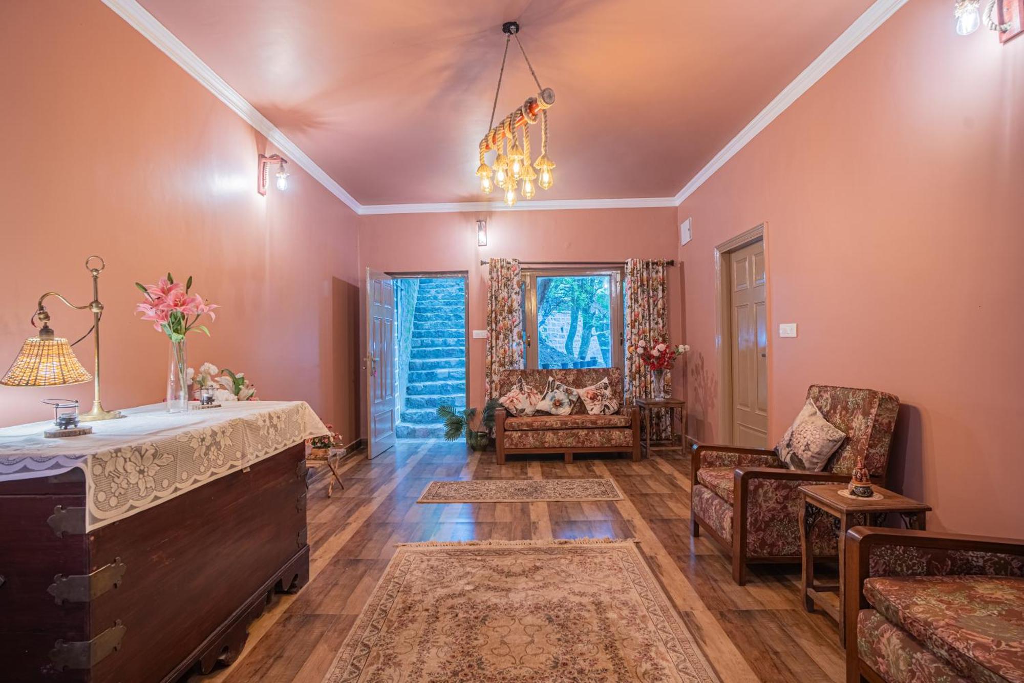 Vienna Forest Villa Nainital Extérieur photo