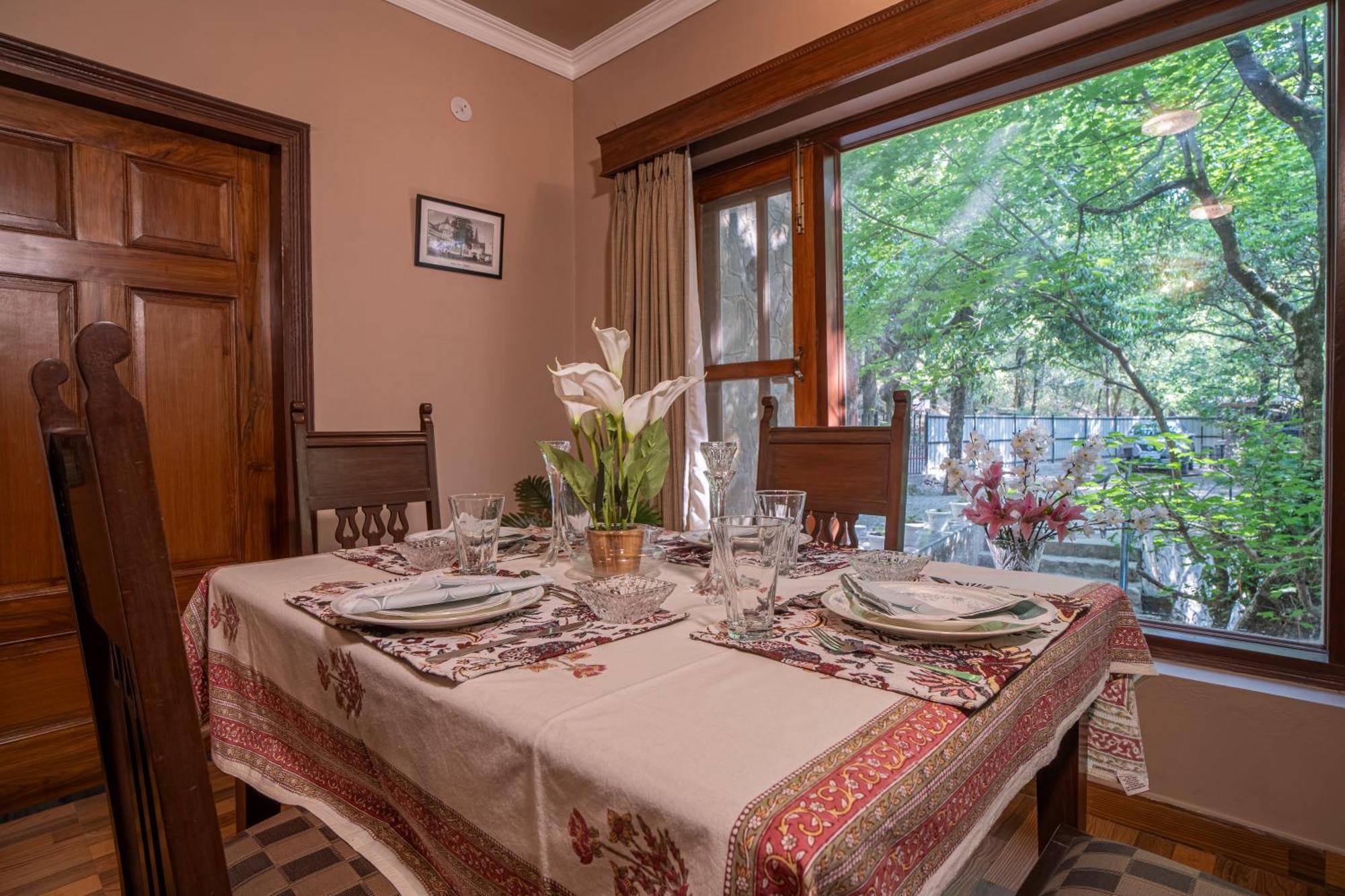 Vienna Forest Villa Nainital Extérieur photo